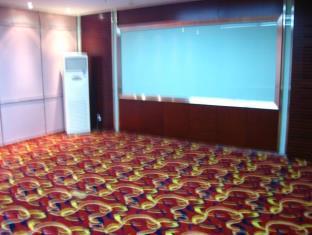 Rayfont Nanpu Hotel